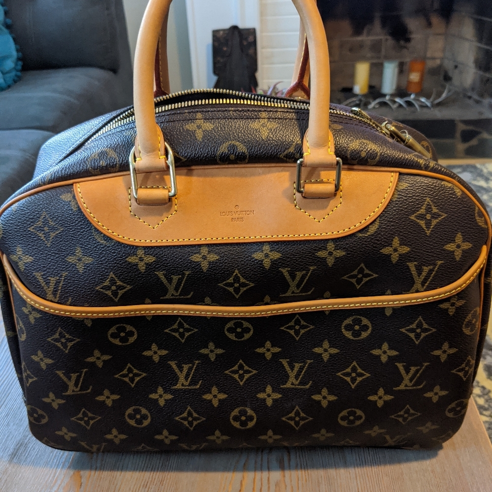Authentic Louis Vuitton Deauville Weekend Tote